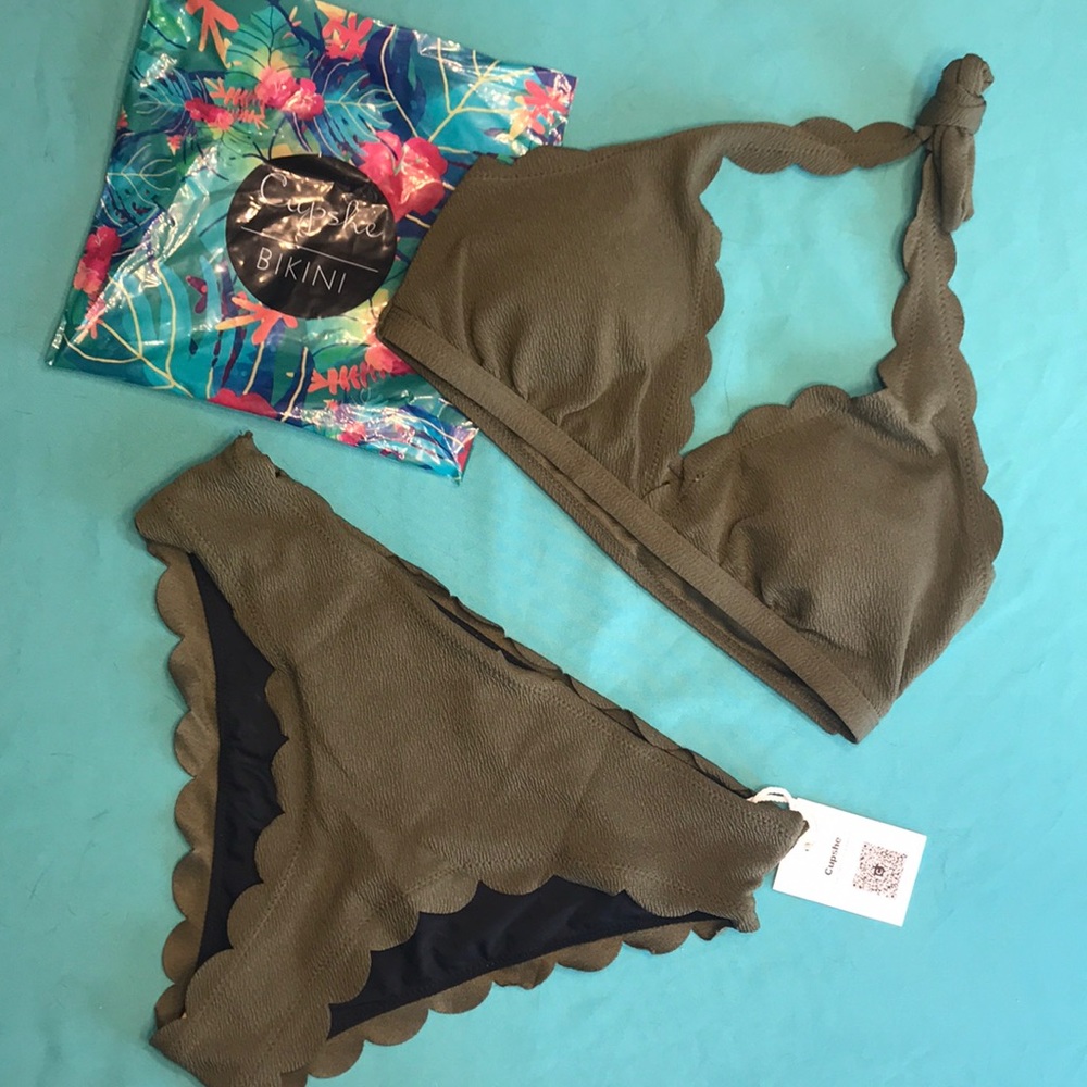 Hunter Green scalloped CupShe halter Bikini